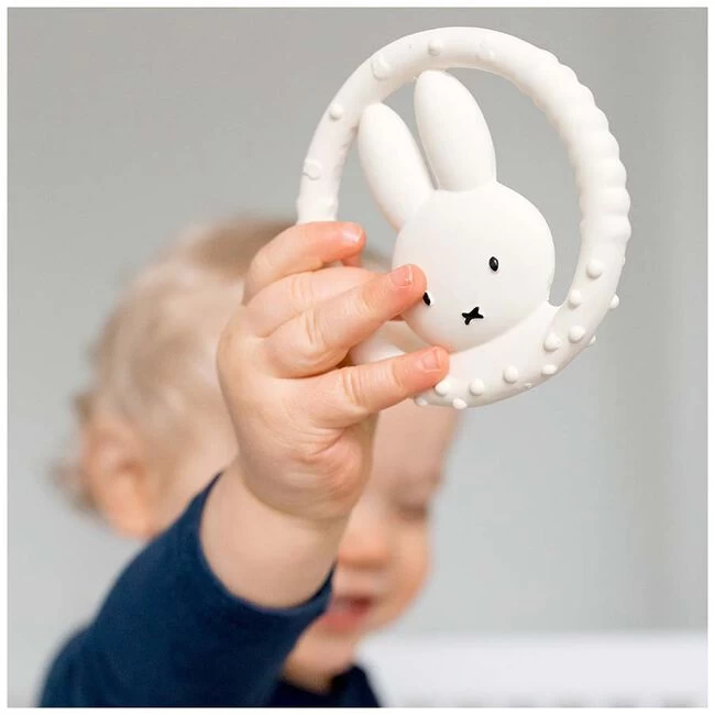 Nijntje Bijtring Van Natuurlijk Rubber 5 Nijntje Bijtring Van Natuurlijk Rubber - Afbeelding 3